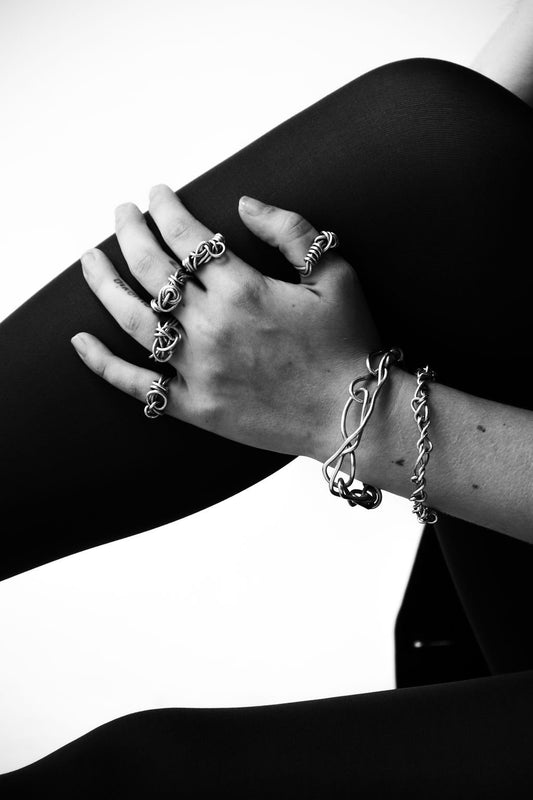 mystery continuous thread ring